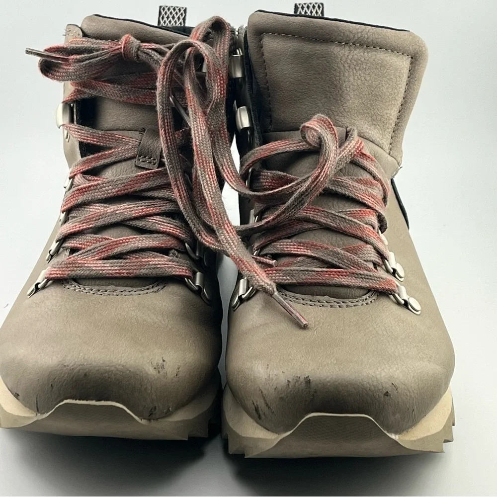 Merrell Women's 8 Alpine Hiking Boots Falcon Dark Gray Vegan Leather J003774